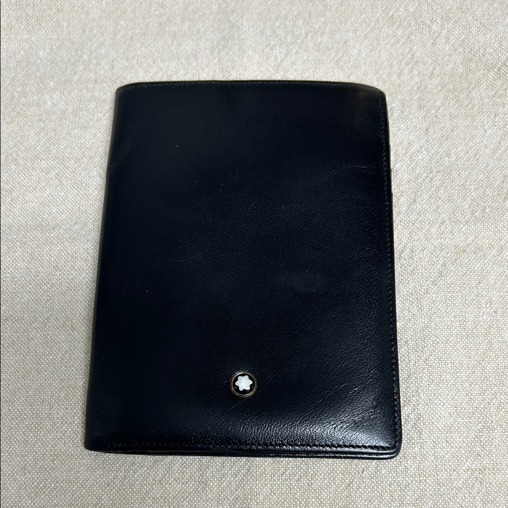 Montblanc Classic Black Leather Holder